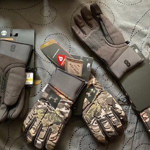 UNDER ARMOUR COLDGEAR RIDGE REAPER CAMO GLOVES SIZE M OR S $70.00